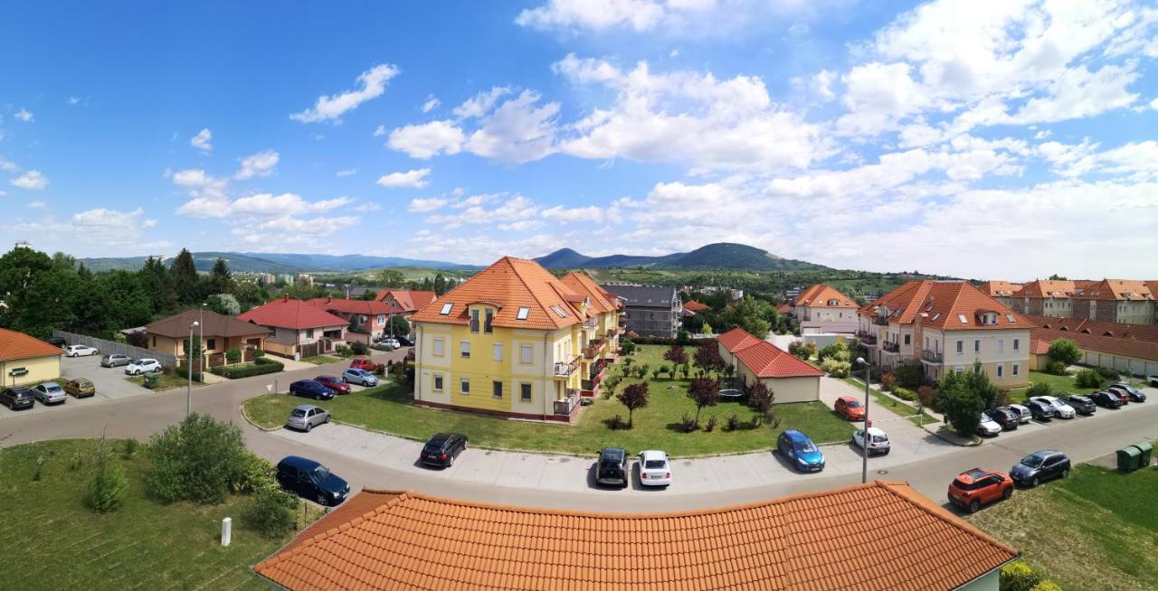 Orsika Hilltop Apartman Эгер Экстерьер фото